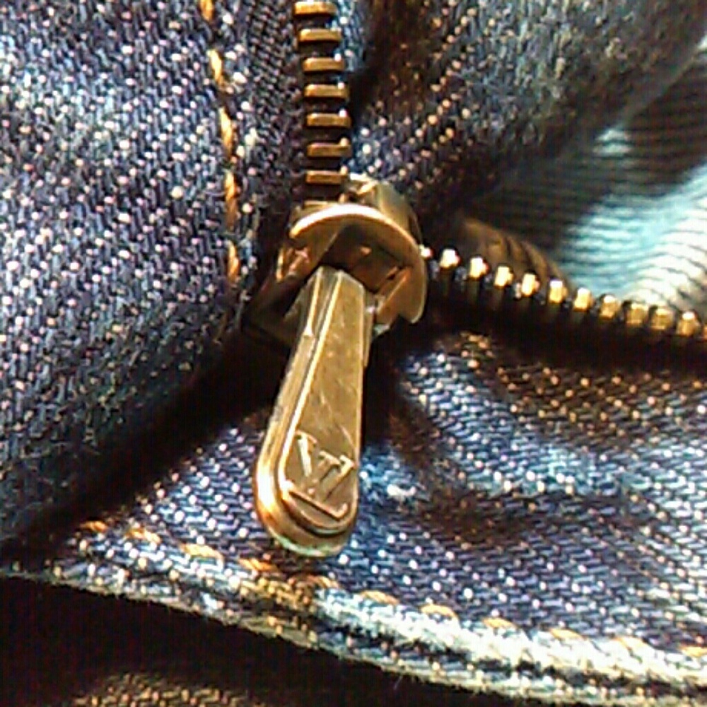Jeans - Picture 8 of 8